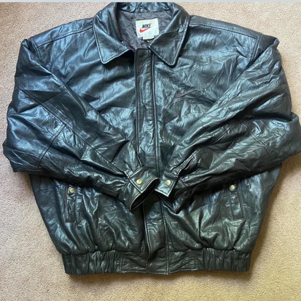 RARE COLLECTIBLE VINTAGE NIKE SWOOSH Men's Black Leather Jacket